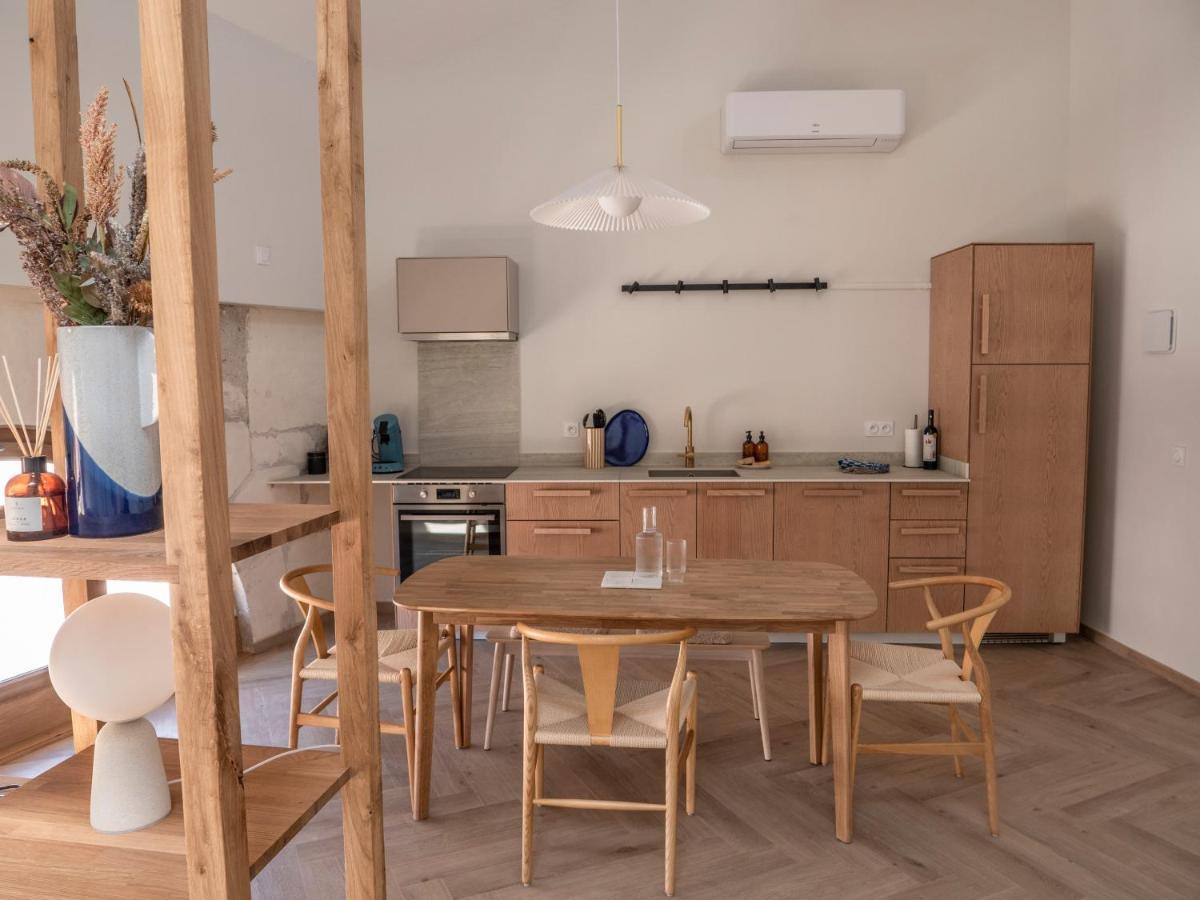 卡斯特尔Le Nid Bleu Duplex En Plein Centre公寓 外观 照片